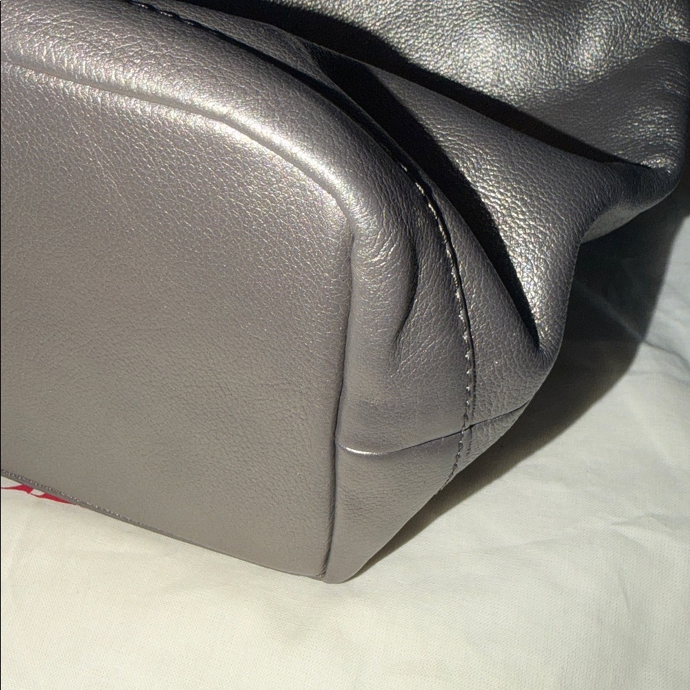 Preloved See By Chloe Shimmering Gray Tote excellent condition 11.5x9”x5.25 DB - Picture 4 of 13